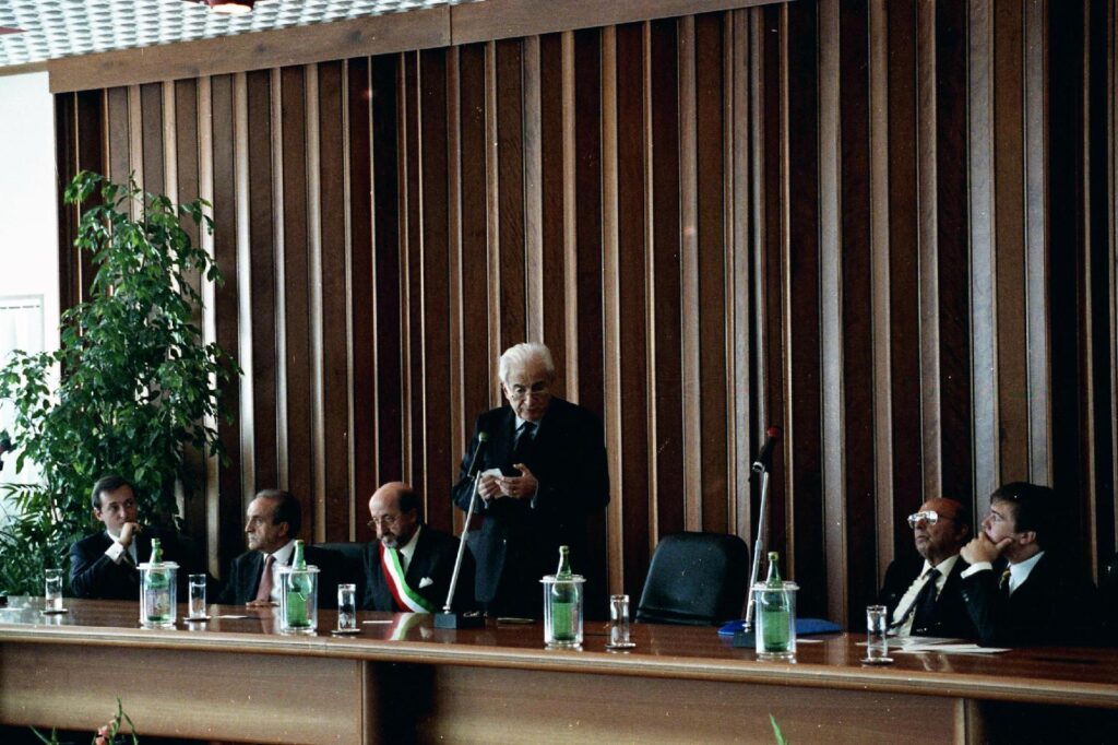Porta Soprana - Il Blog di Fulvio Briano - Passato(al)Futuro - Fracesco Cossiga Cairo Montenotte 1990